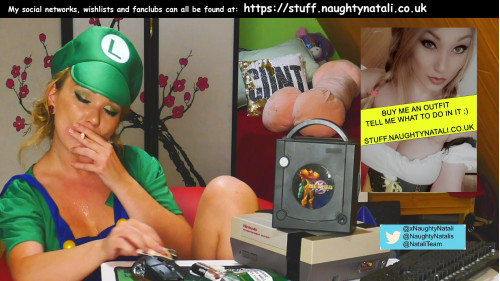 Live show - 03 August 2022 -  (2022-08-03 00-58-22) - Cosplay Tuesday - Luigi